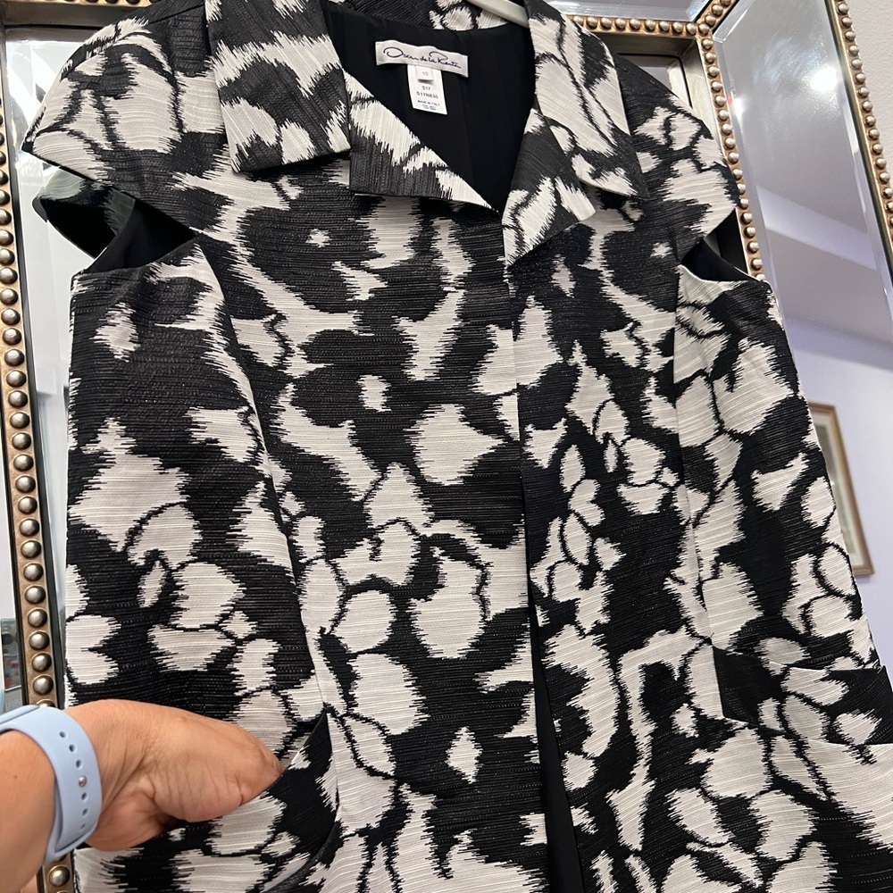 💗Oscar de la Renta - Picture 2 of 5